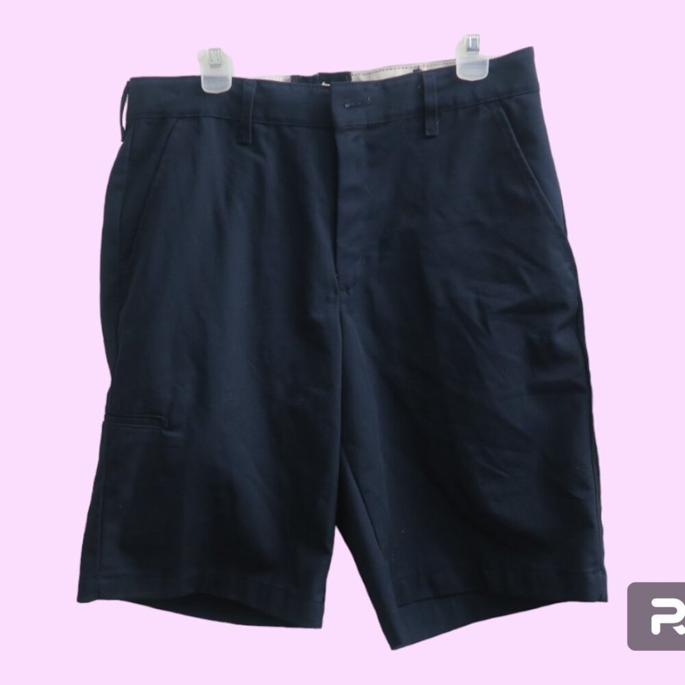 Red Kap Men's Shop Short Red Kap Men's Shop Short in navy blue size 34X12. New